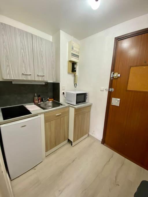 Jeanne D'Arc Apartment Rouen Exterior photo